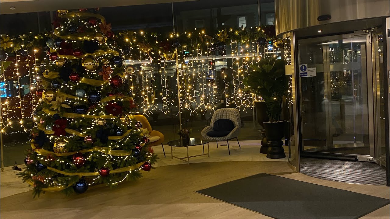Riu Plaza London Victoria Breakfast food buffet