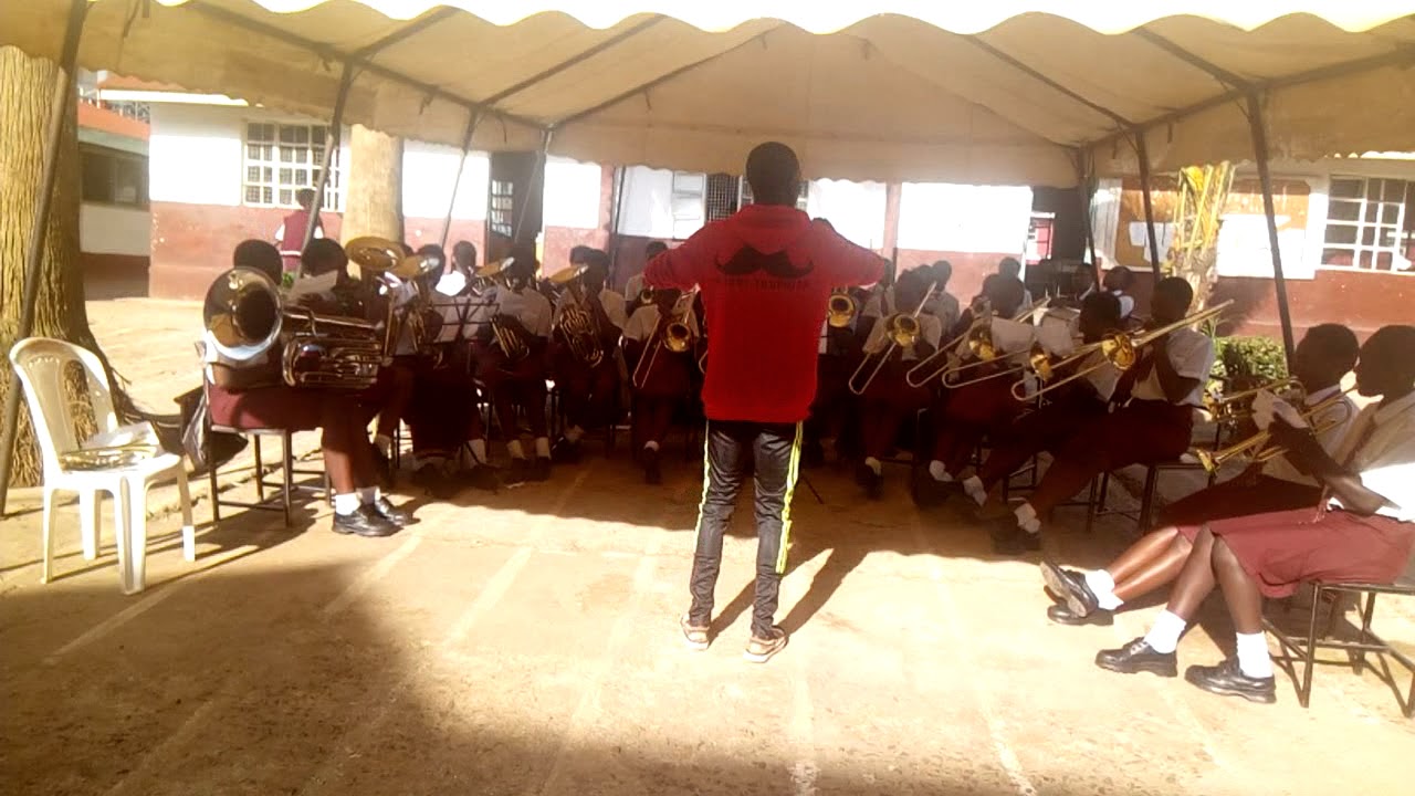 Sironga girls playing Vanomirira jehovah conducted by Larry Otiende