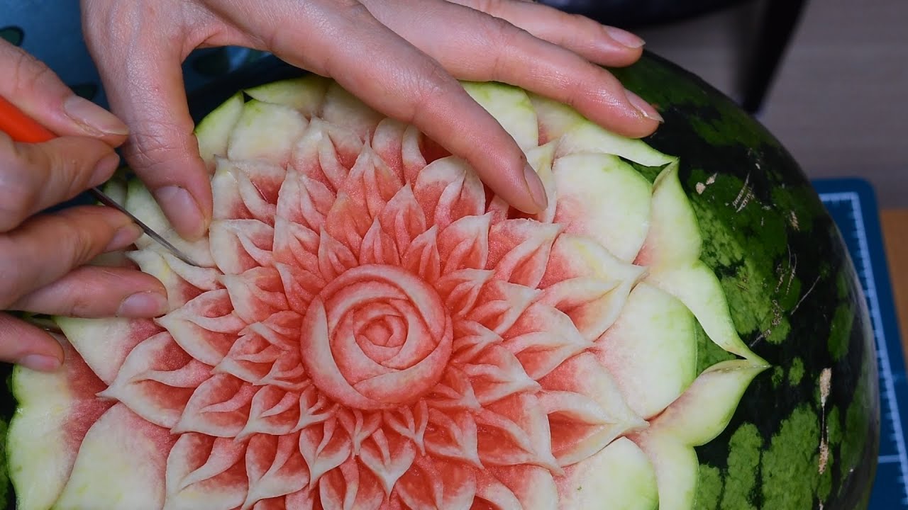 How to make a Special Flower Watermelon Carving / FCL Team