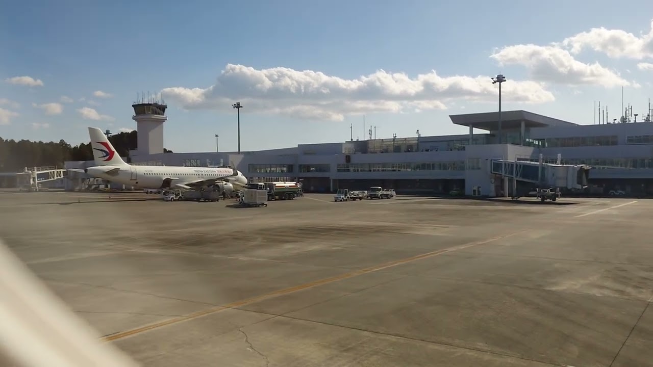 フジドリームエアラインズ　FDA163　富士山静岡空港→新千歳空港　離陸　20251110