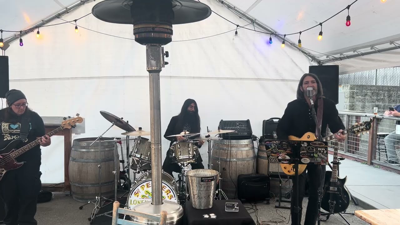 20 Flight Rock live at Discretion Brewing in Santa Cruz, CA