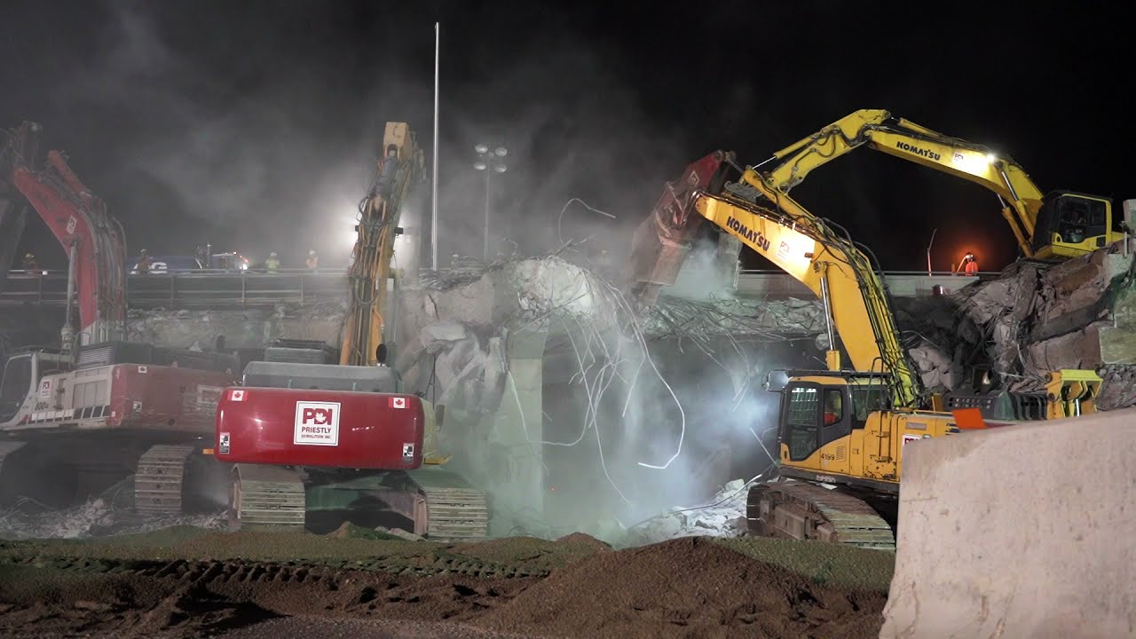 Demolition of the Trafalgar Road and 401 Overpass Bridge
