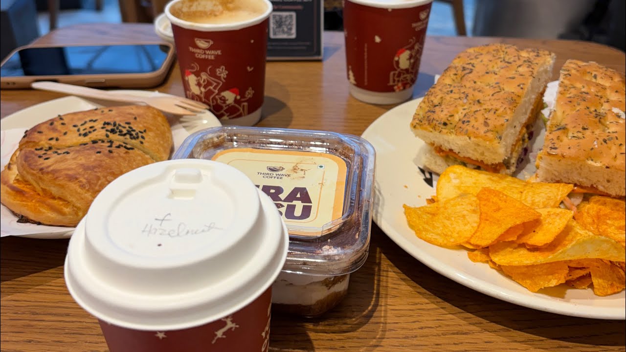 Coffee With My Sisters | A Little Pause in the Middle of Life| January Diaries 