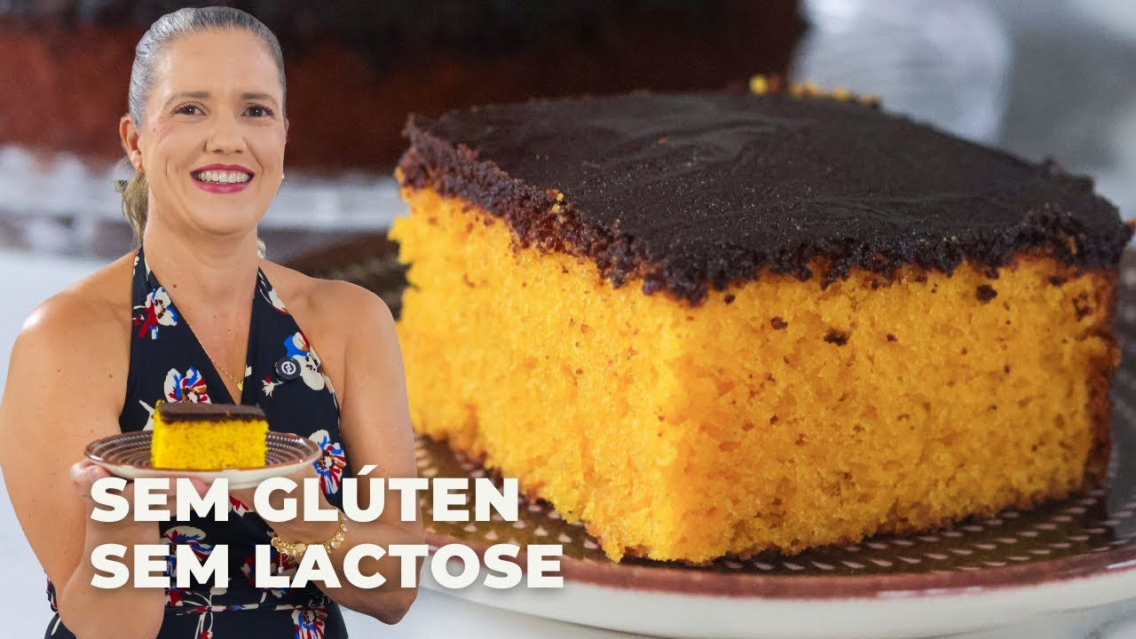 Como fazer bolo de cenoura sem glúten? Este é delicioso e todinho no liquidificador 😘