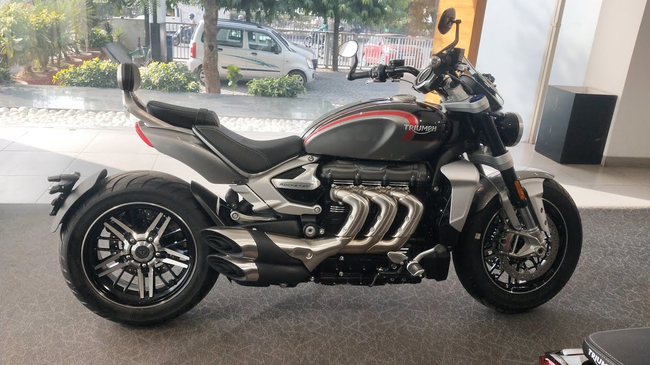 Triumph Rocket 3 GT or R 2021 | Walkaround and Review in Hindi | First in Rajasthan