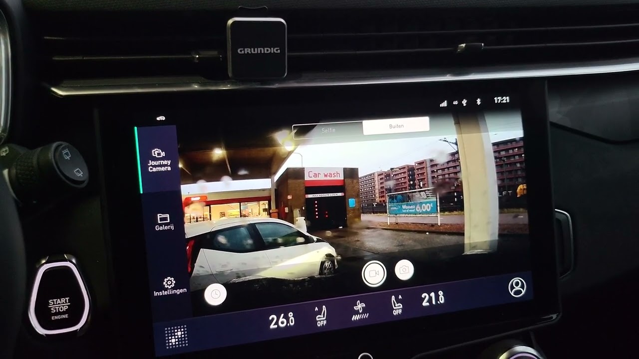 lync co 01 selfie camera