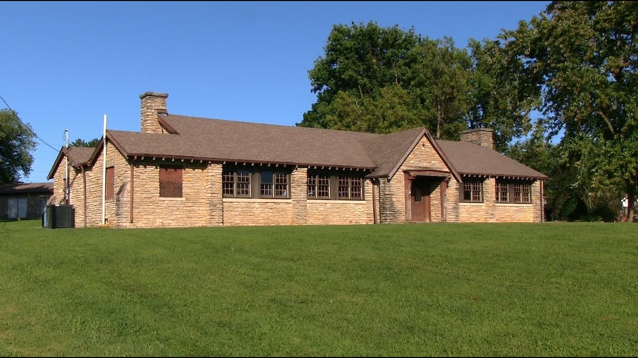 Family Reunions and a UFO Story (Bedford, Indiana)