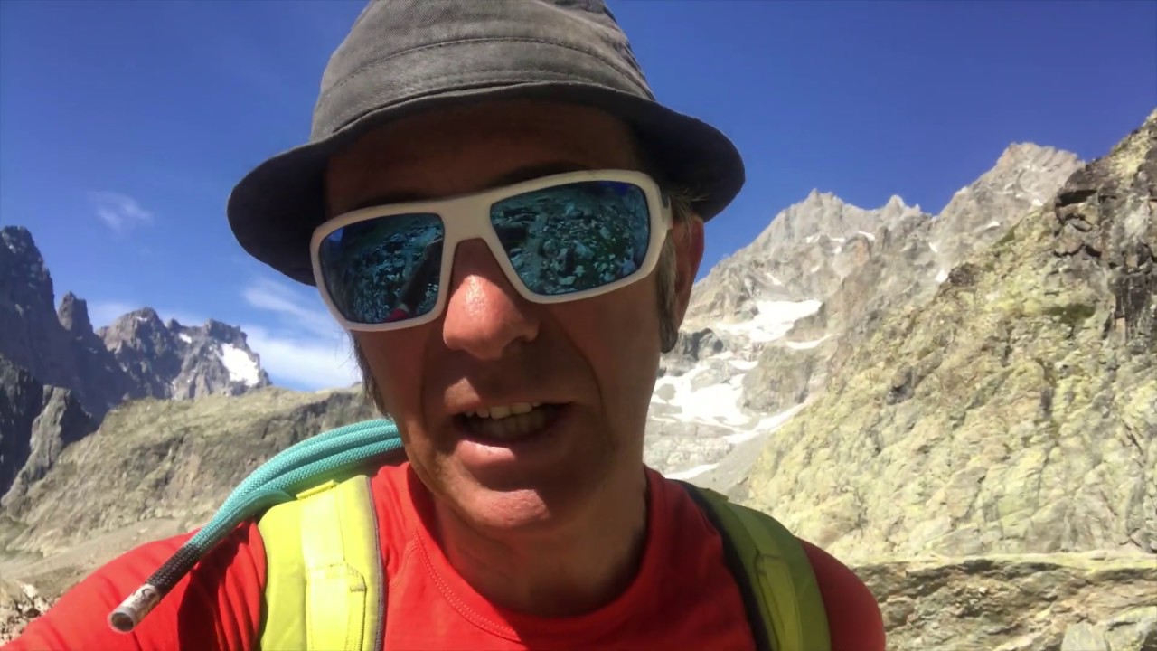 Les bâtons de marche en alpinisme