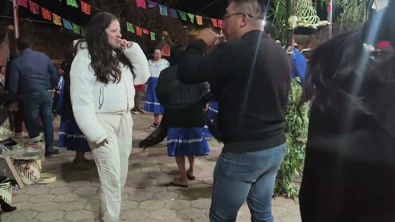 Gran baile en Aldama chalcatongo 