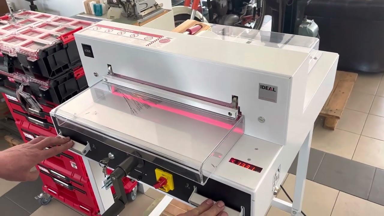 Ideal 4350 paper guillotine