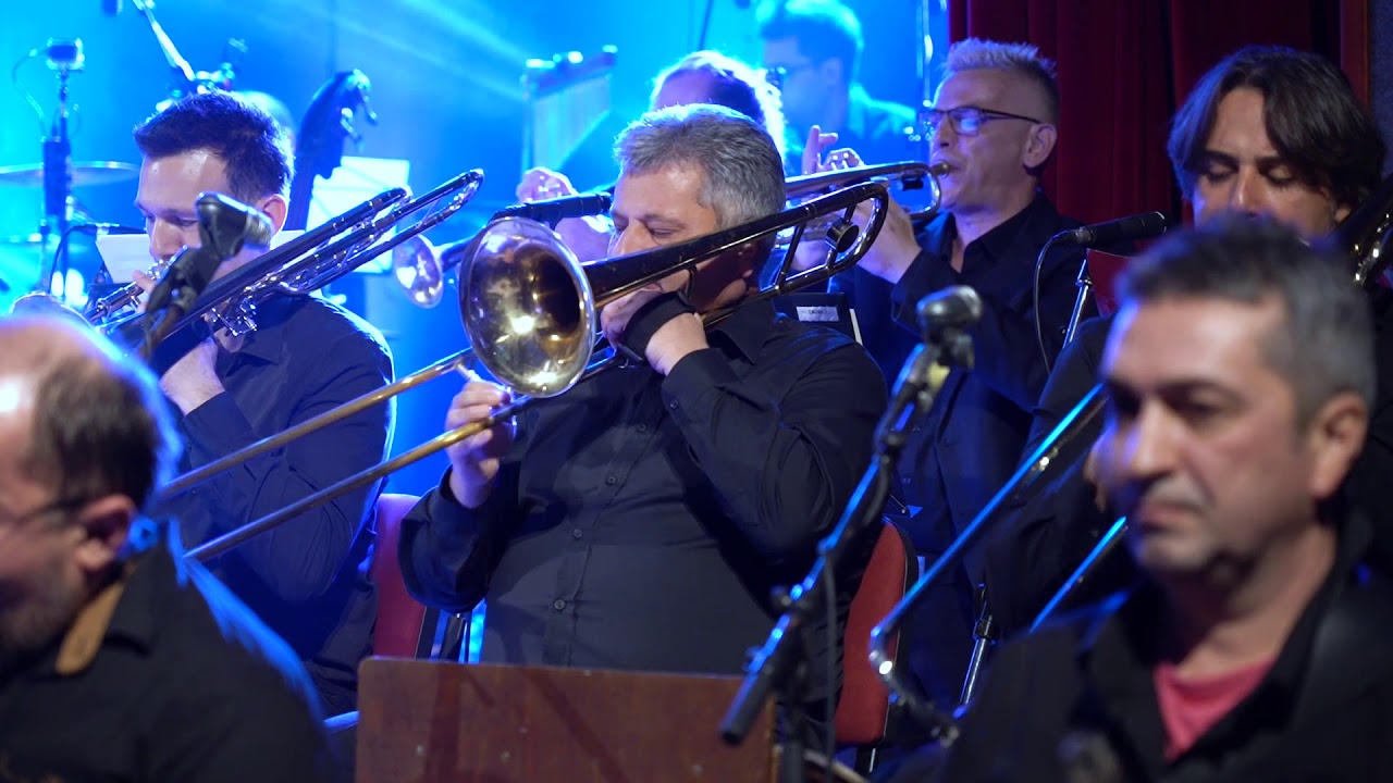 Niški Big Band / VG Constantine - Devojko mala