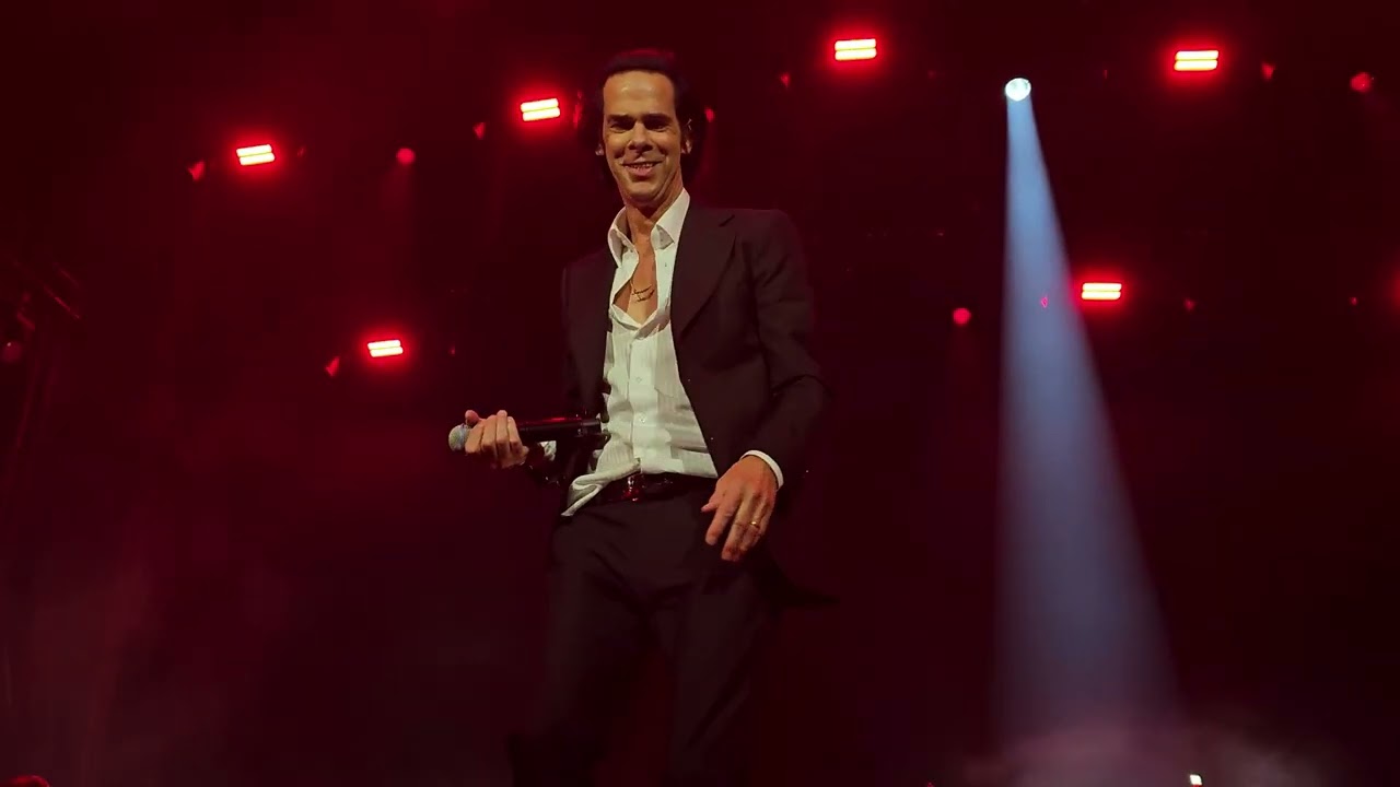 Nick Cave & The Bad Seeds - Red Right Hand (Fremantle Park,  Western Australia 17 January 2026)