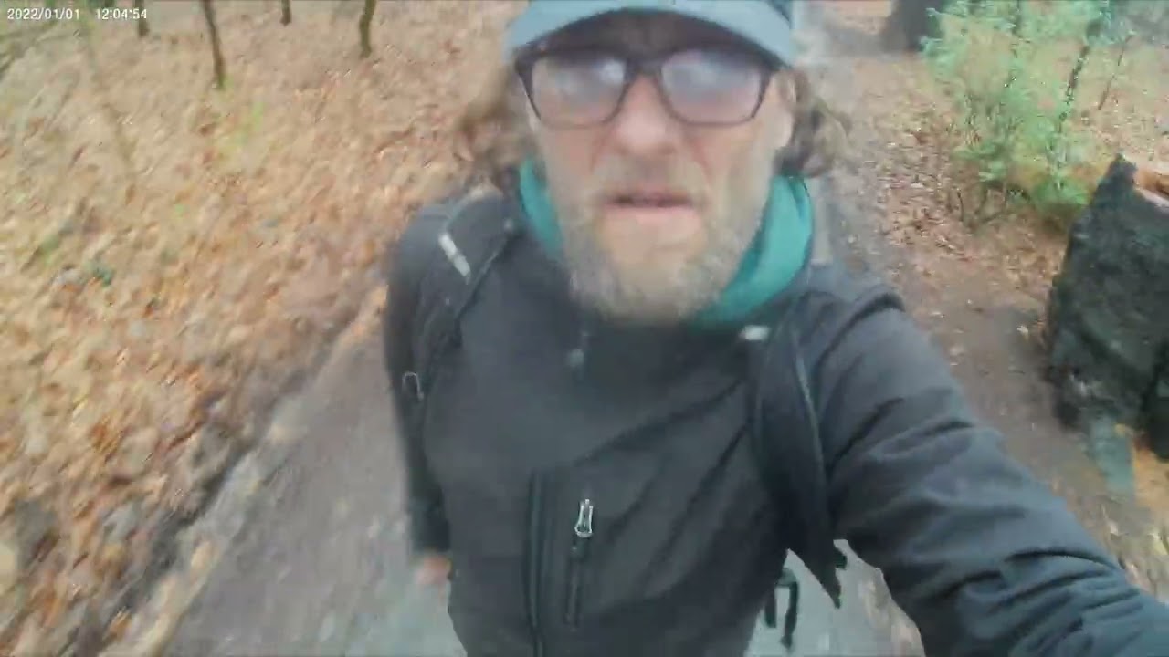 #RawRushBikepacking .Uns wieder 10 Km Marsch mit Tigger auf dem Gaffelberg