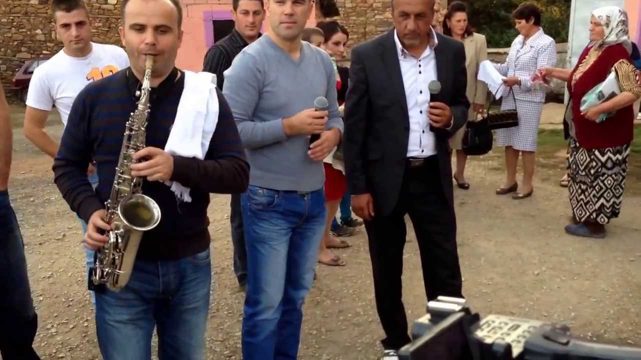 Poshte nga Cairet Zaiti dhe Lazimi