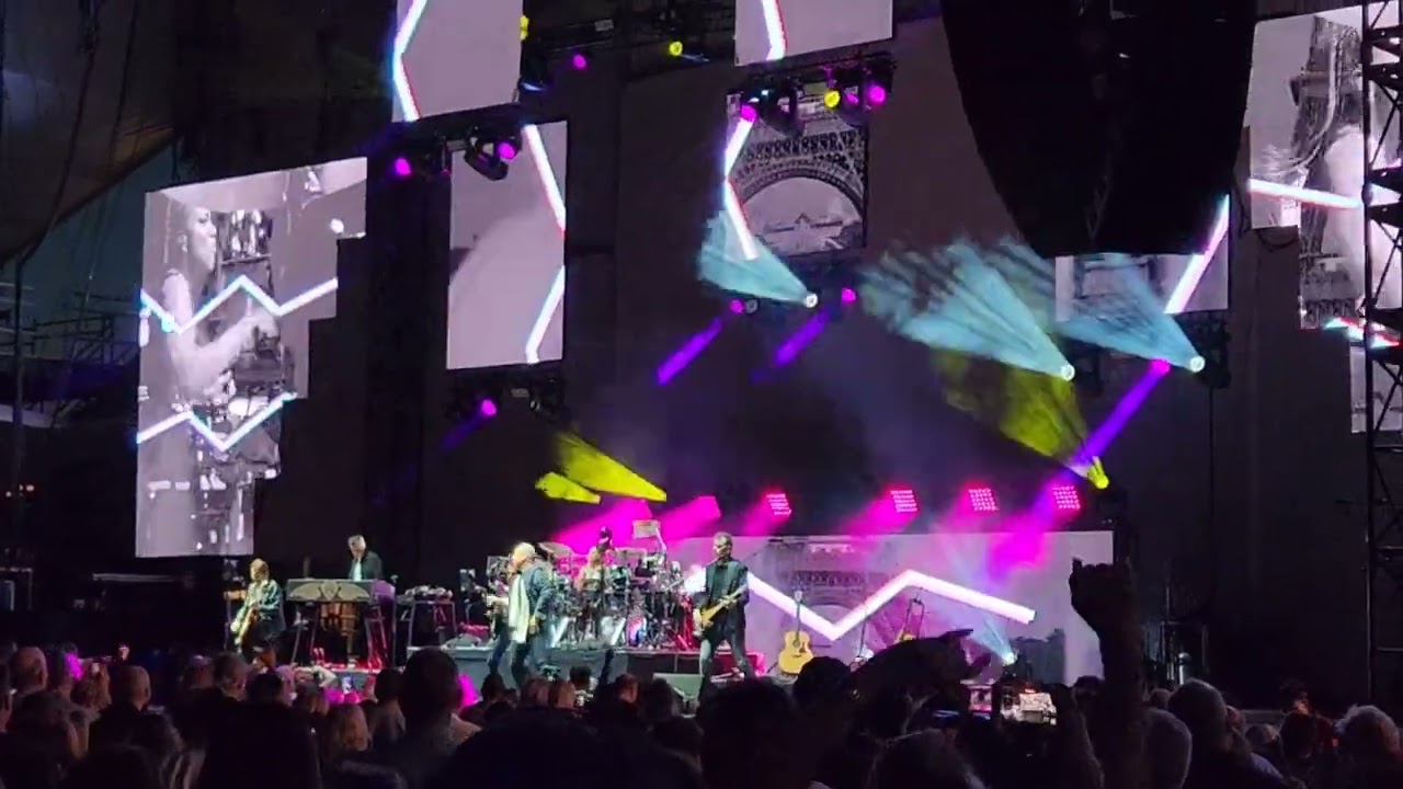 SIMPLE MINDS  Live in Chicago  - Trinidad the Islandman's concert footage