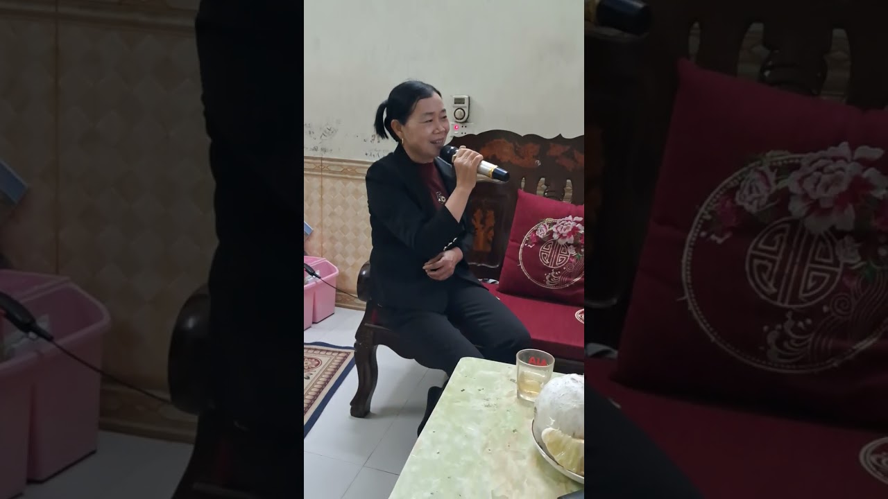 hát bên kia sông đuống Nhóm múa thôn Tứ Cờ 