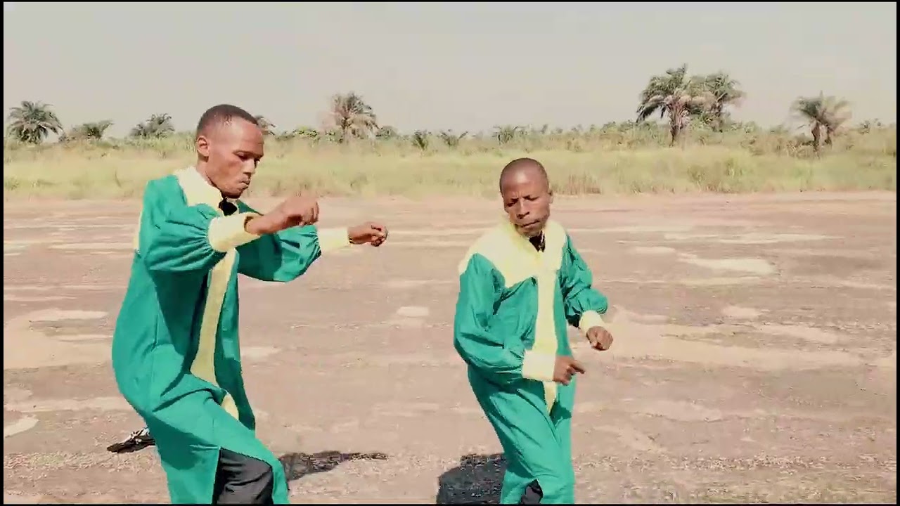 Dirigeant mangongo tingombay chorale mokolo na bayembi province de la mongala 