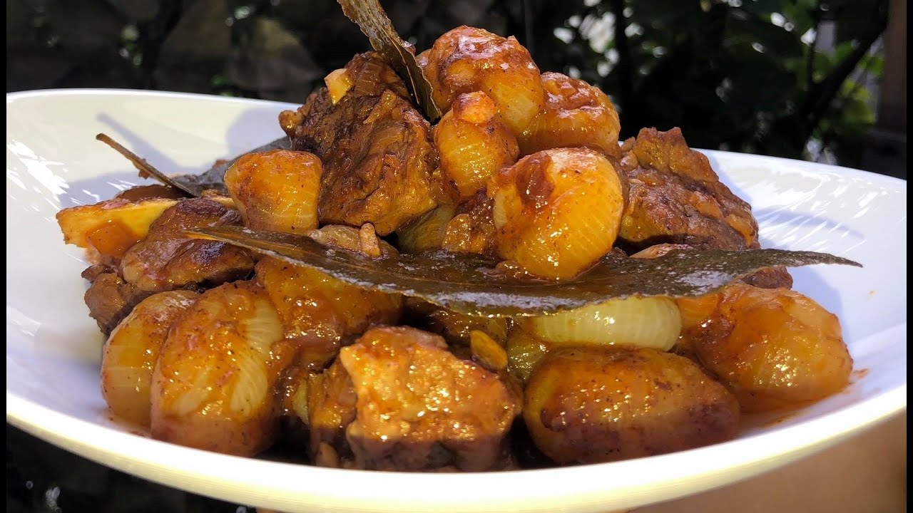 Çomlek me mish viçi, tepër i shijshëm - Traditional Albanian Onion Dish