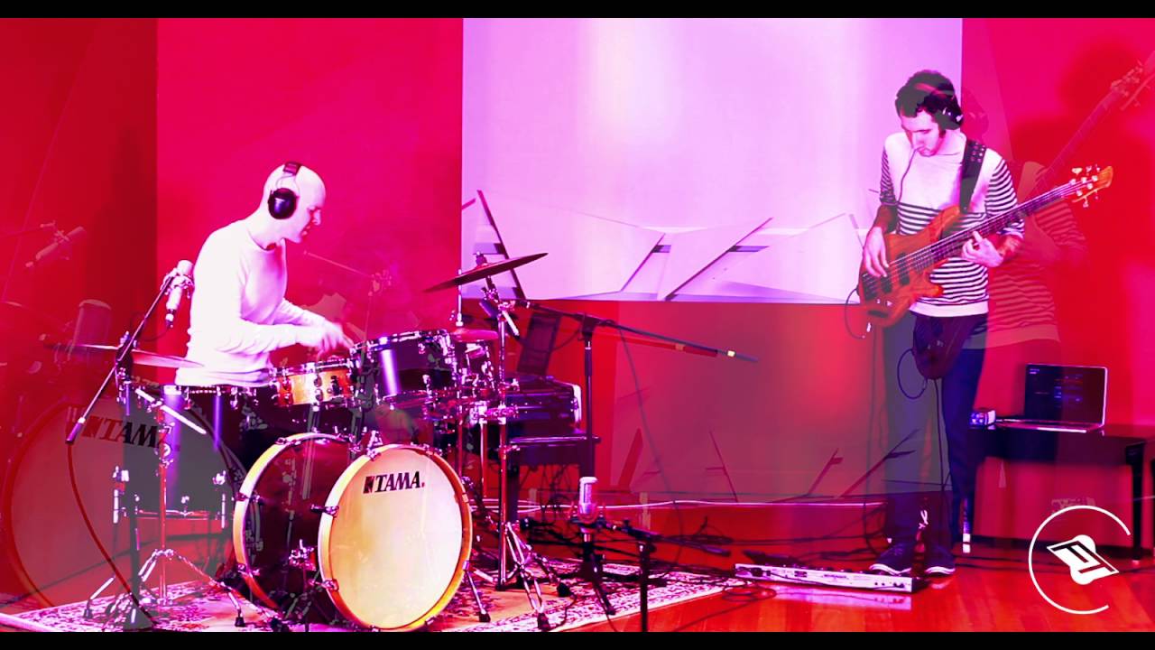 Live Dubstep improvisation - Acoustic Electronic
