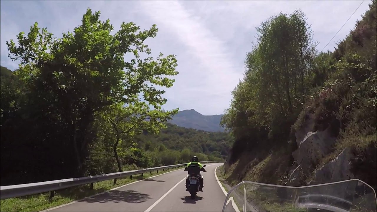 De Puentenansa al Alto de Piedrasluengas en moto