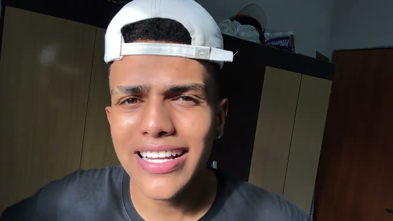 isso acontece quando HOMEM coloca BRINCO !!
