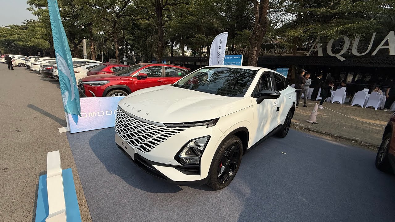 2025 Chery Omoda 5/ Omoda C5 - Exterior & Interior Walkaround