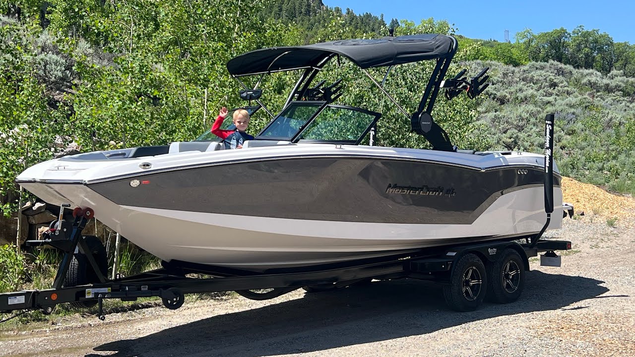 2025 Mastercraft NXT24 Review, Initial Quality, Lake Test, and Surfing