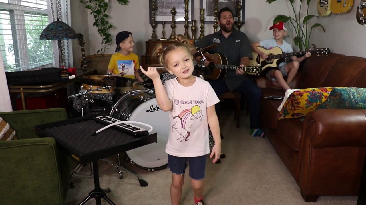 Colt Clark and the Quarantine Kids play 
