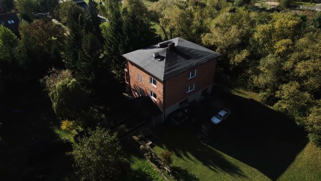Dom w Starowej Górze z dużą działką!