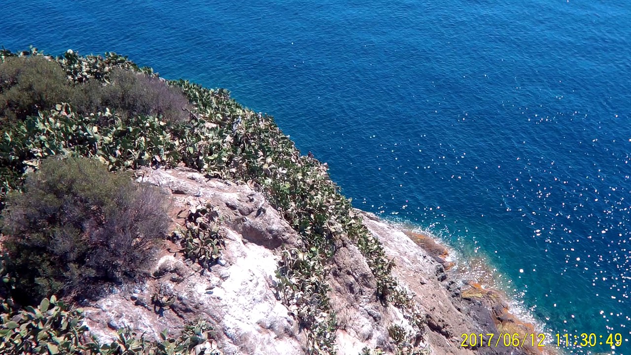 Sardegna - Pula, isola San Macario, riprese dal dr