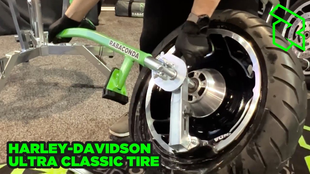 Does It Change Dunlop D407 on a Harley-Davidson Ultra Classic, AIMExpo 2023