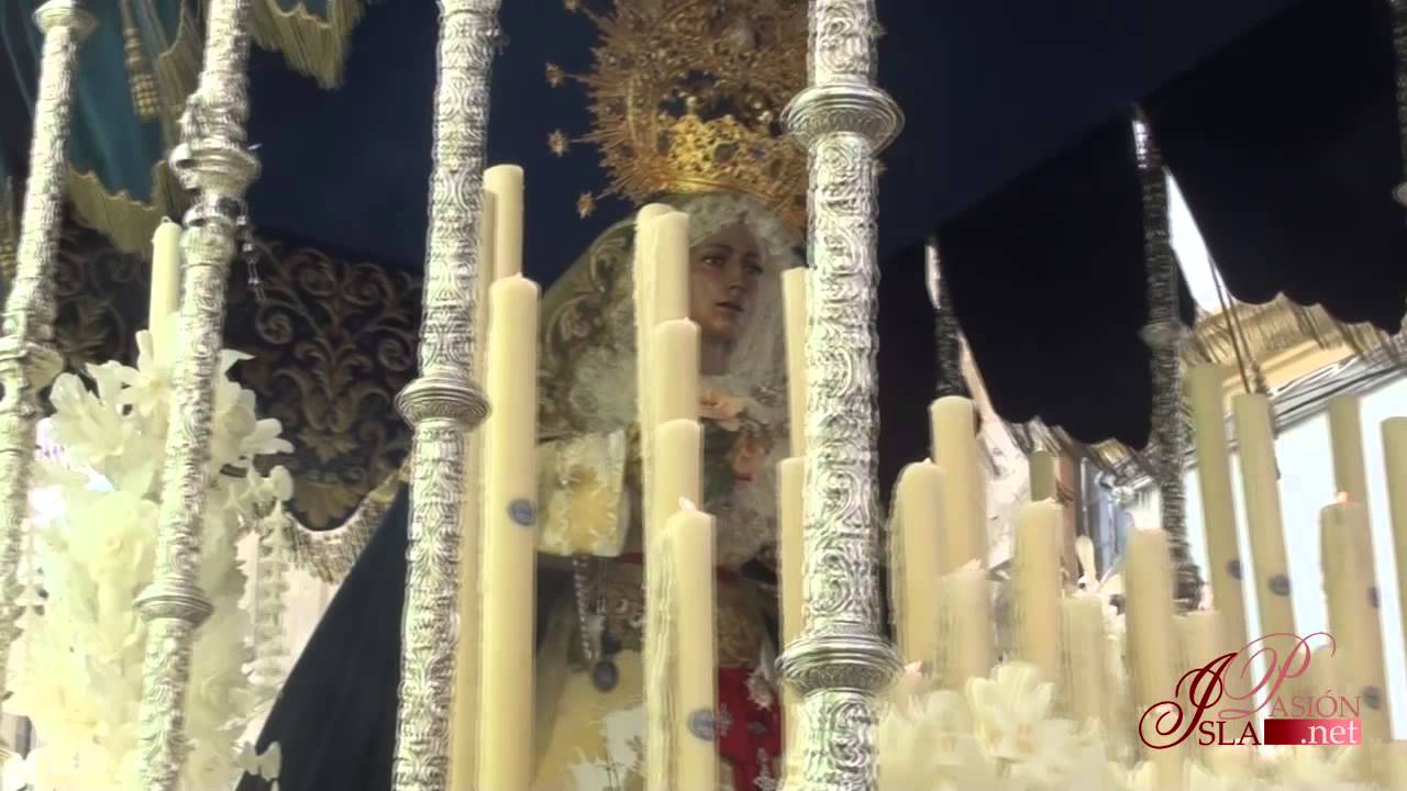 Virgen de la Estrella frente a los cargadores de Columna - Semana Santa San Fernando 2015