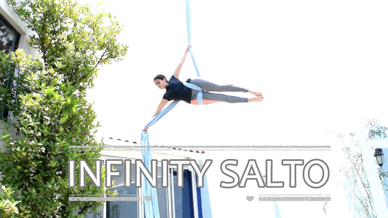 Infinity Salto // Infinito (Danza Aérea//Aerial Silks)