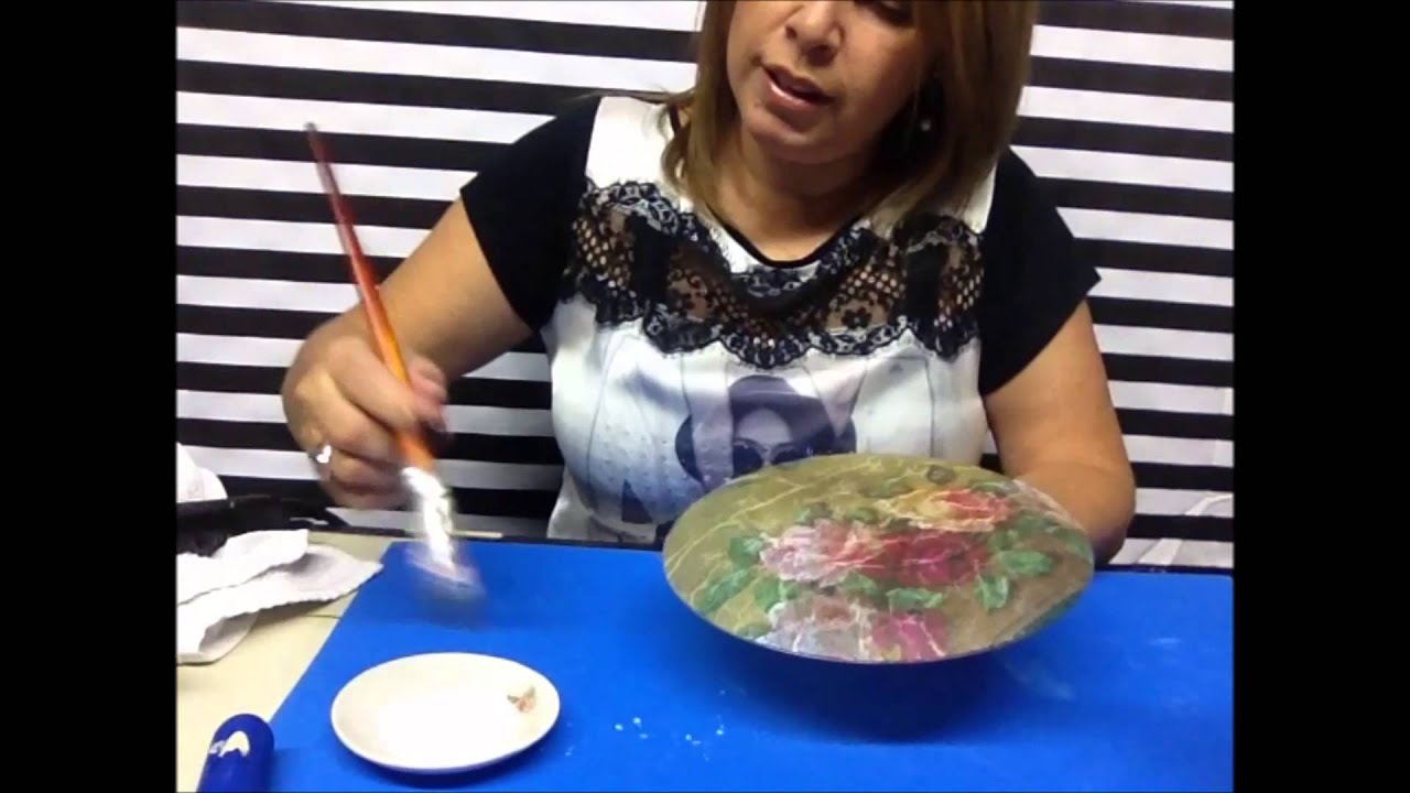 ARTESANATO Decoupage em pratos de vidro para decoração