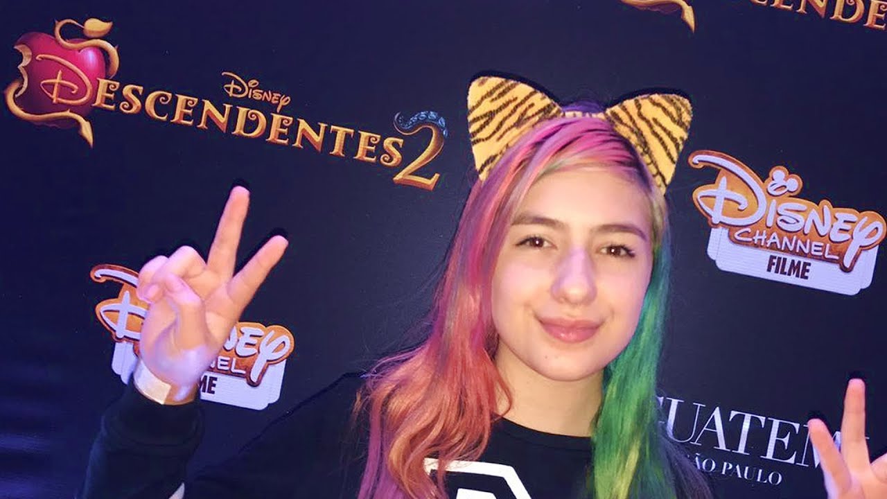 Descendentes 2 Disney com Dove Cameron e Sofia Carson Pré Estréia (Filme, Série, Princesas, Vilões)