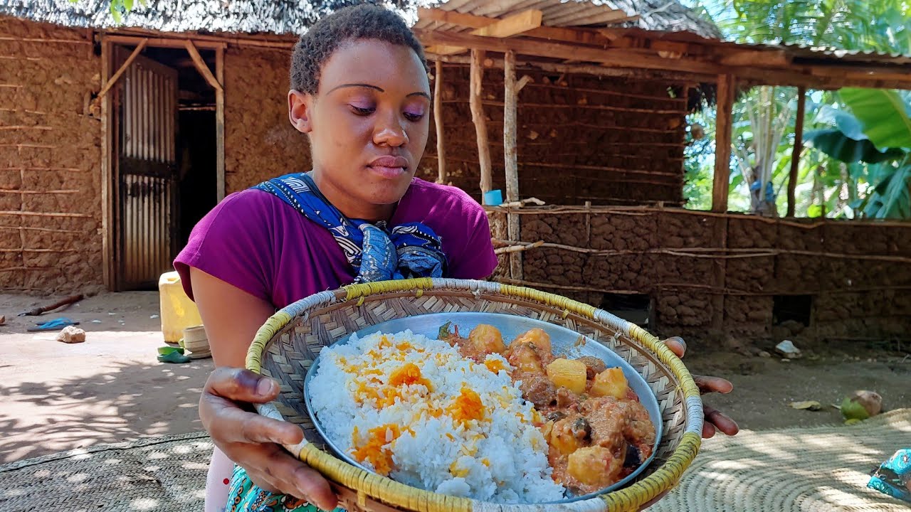 African village life&nbsp;#cooking&nbsp;Village food Authentic Swahili Biryani for Breakfast