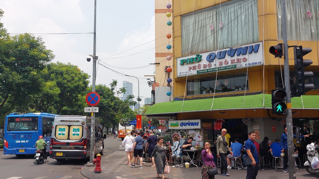 Saturday Afternoon, Pham Ngu Lao, HCMC, Vietnam 