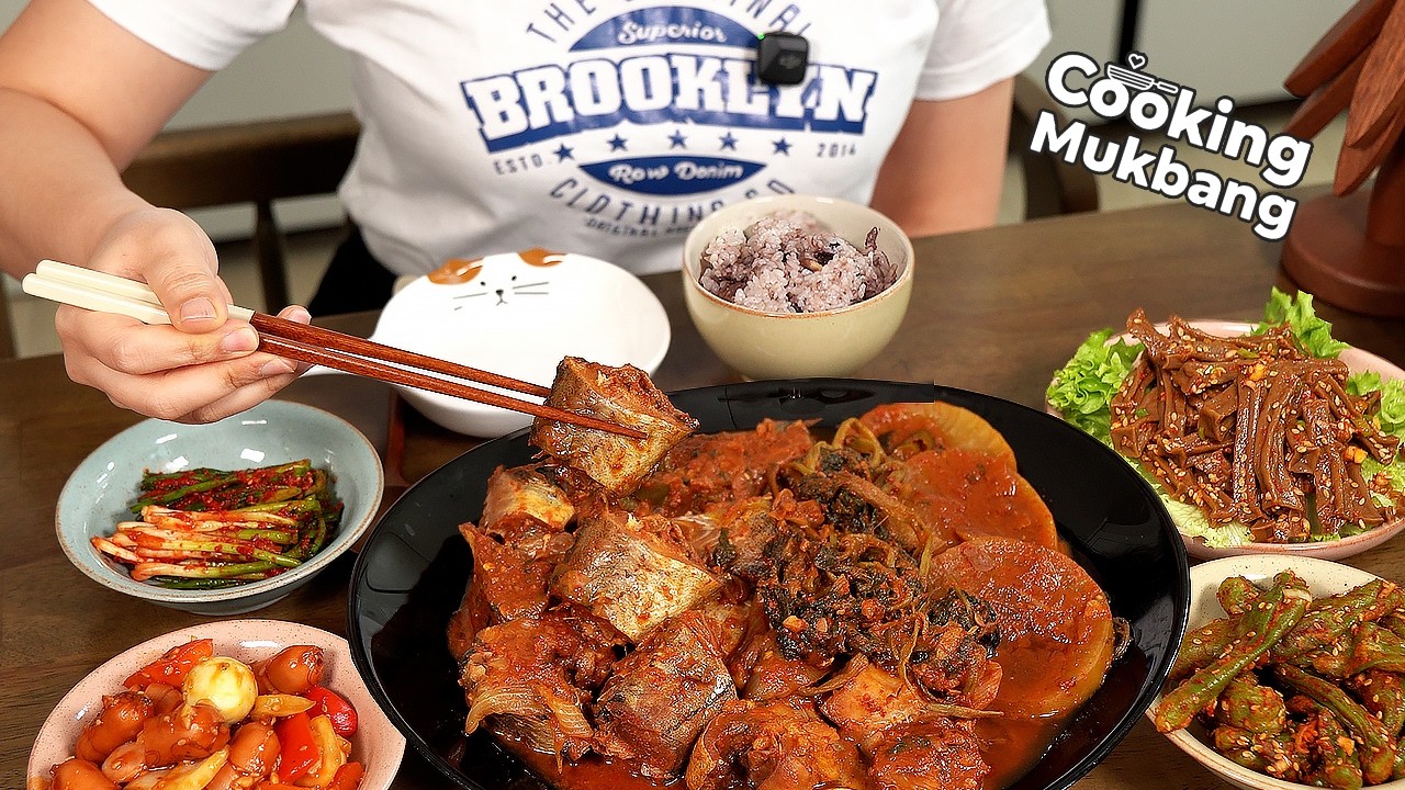 집밥 먹방 :) 코다리조림, 묵말랭이무침, 꽈리고추찜, 메추리알비엔나볶음~, 인절미축제~, 손짜장면맛집