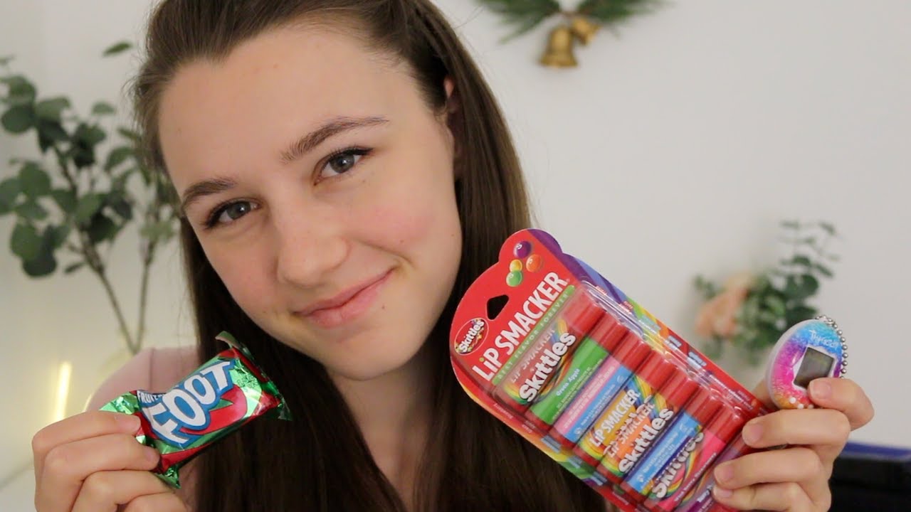 ASMR - 90's Girl Comes Over for a Sleepover and Does Your Makeup