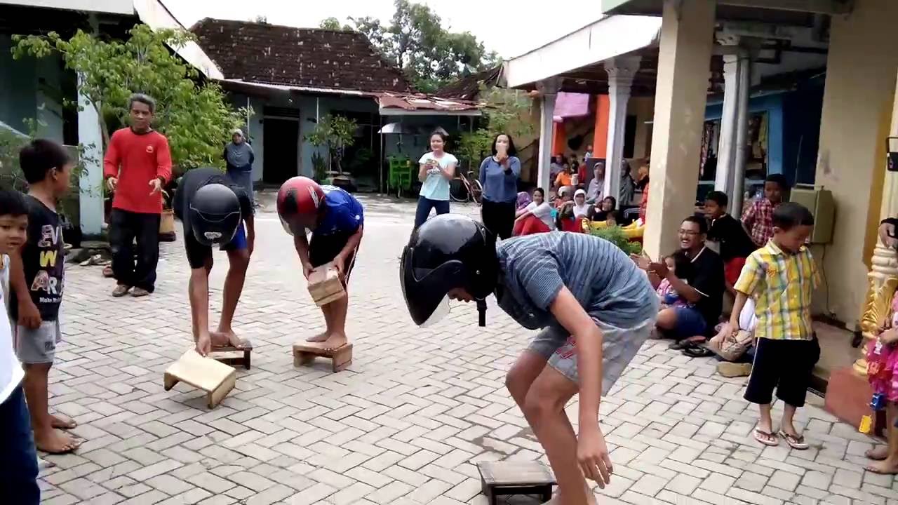 Lomba Unik Dan Kreatif 17-an | Balap bangku 1