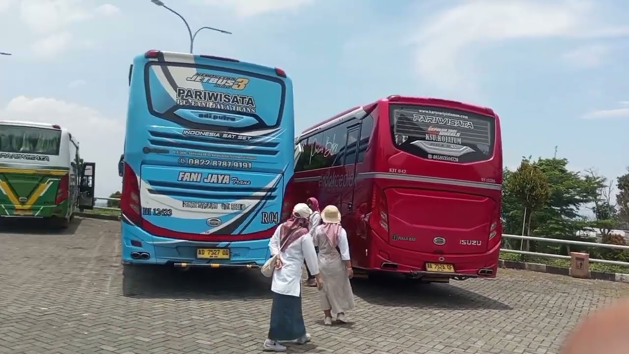 Hunting bus Terminal wisata Gedong Songo situasi