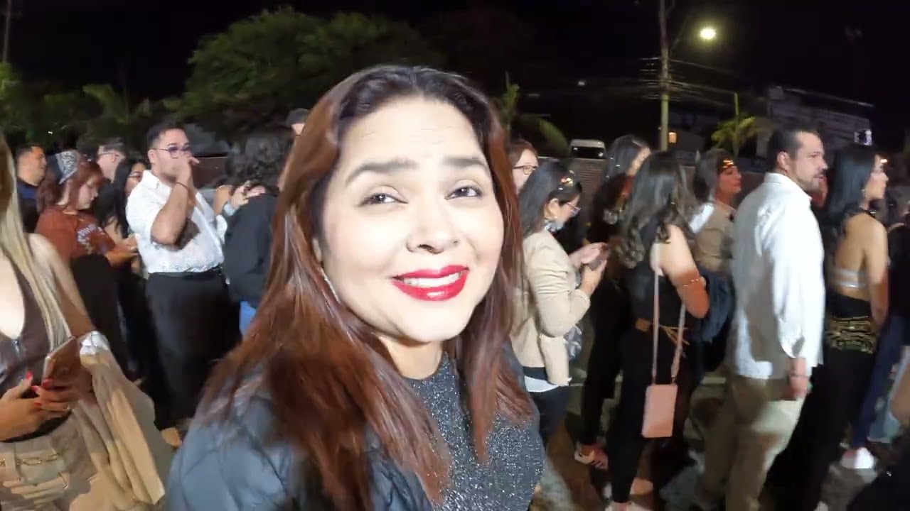 Previa del segundo concierto de Shakira. Lo que se vivió afuera del Mágico González. 