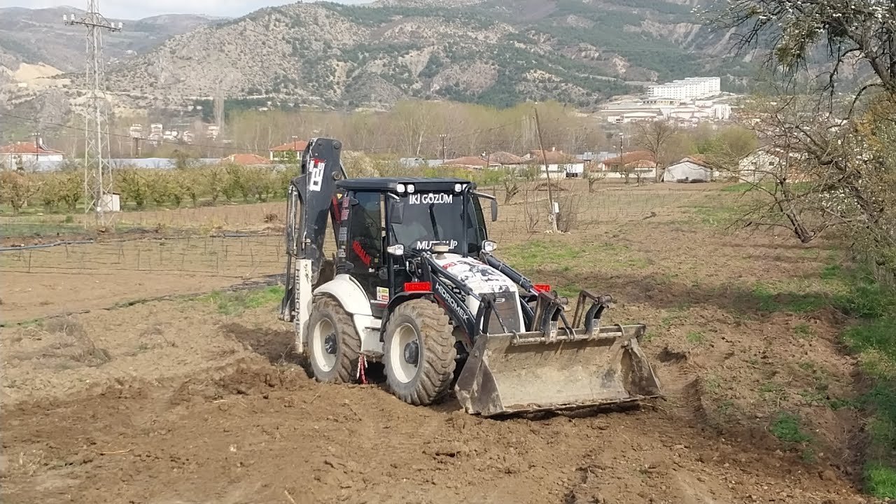 HİDROMEK HMK 102S Maestro beko loder tesviye çalışması #hidromek #keşfet #jcb #cat #komatsu #maestro