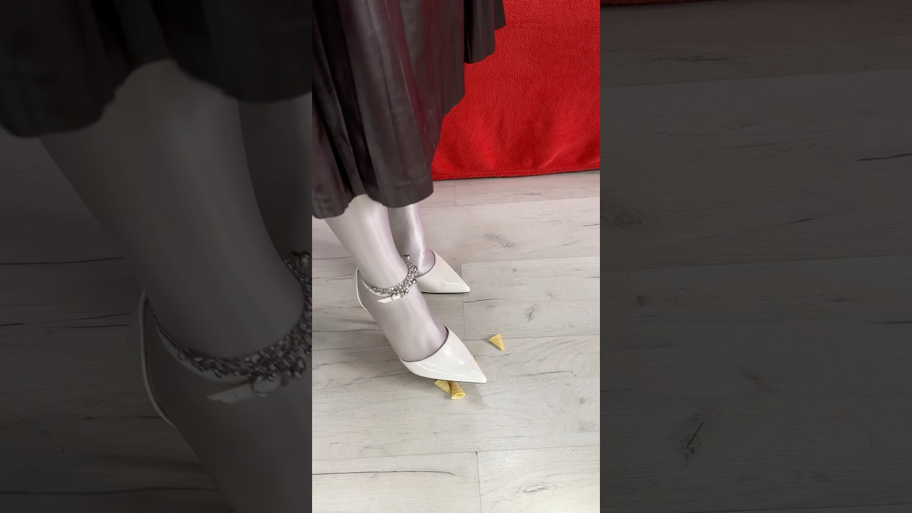 #crushingasmr #crushing #highheels #whitepantyhose  #crushingheels #shinytights