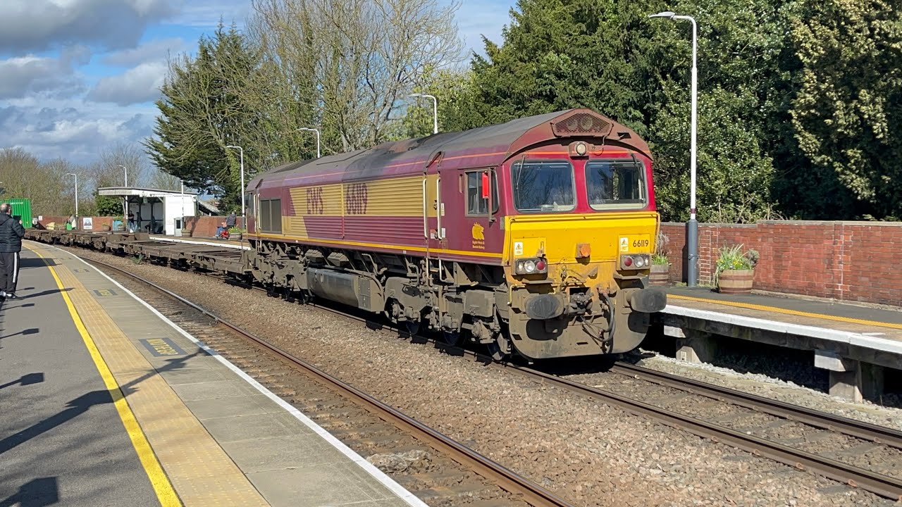Back in time classic EWS 66119 4L45 with 8 containers 11;28 3E Lea Road 10/3/2026