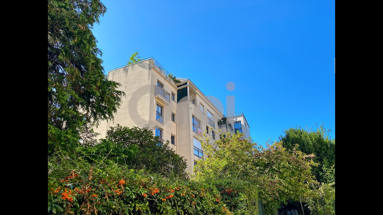 Grand 2 pièces en location à Gambetta Paris 20e