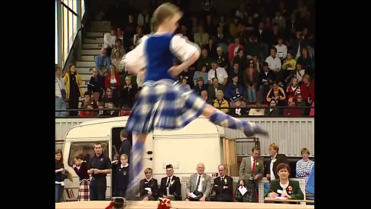 Pieces of Highland dancing - Cowal 1999