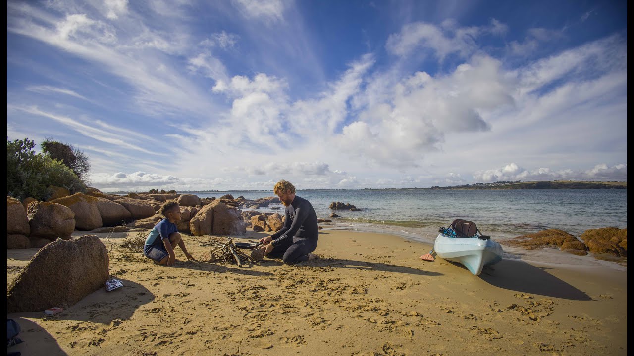 Ocean Spearfishing / Diving Catch n Cook with Kids