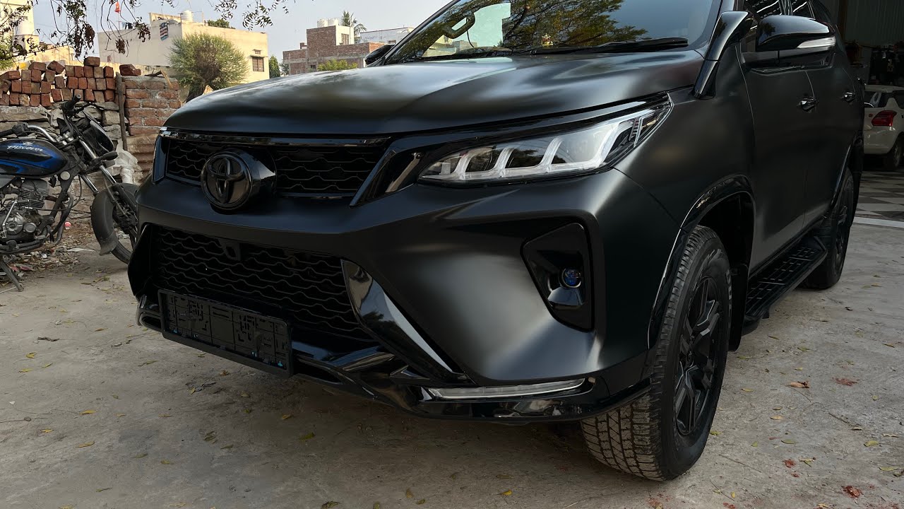 FORTUNER Legender modified !! Matt vinyl wrap