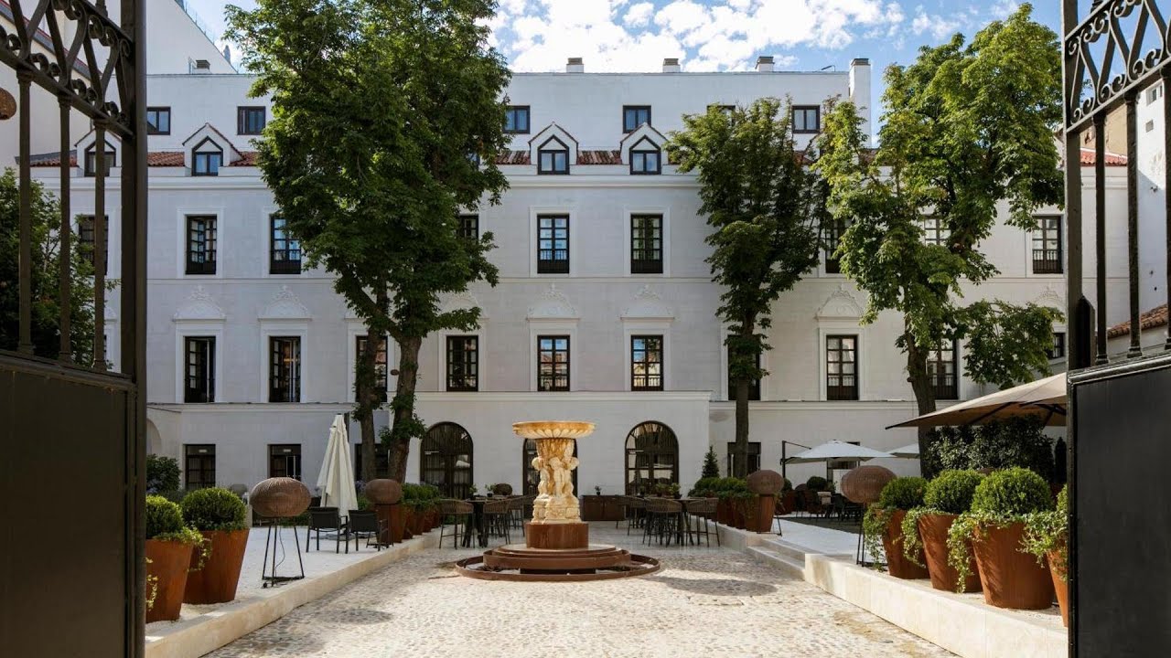 Palacio de los Duques Gran Meli&aacute; - Les Leading Hotels du Monde | Vacances en Europe